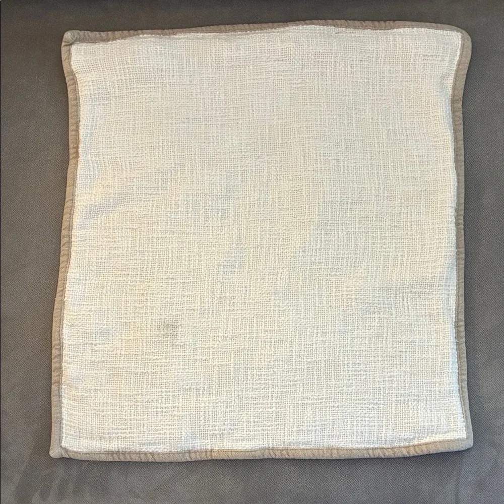 Pottery Barn Cream Textured Accent Pillow Slip Cover 20x20 Flawed